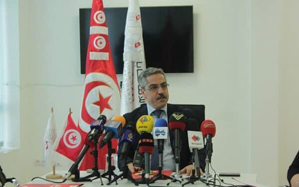 Le pr&eacute;sident de l'ISIE, Chafik Sarsar d&eacute;missionne &agrave; la surprise g&eacute;n&eacute;rale