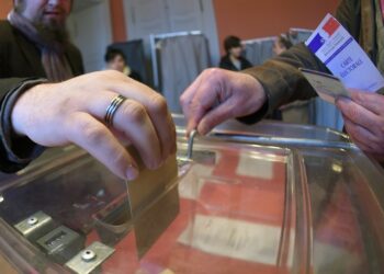 Macron ou Le Pen ? La France élit son huitième président