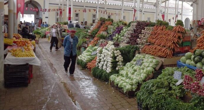 Tunis : Au march&eacute; central, les citoyens se plaignent de la hausse des prix