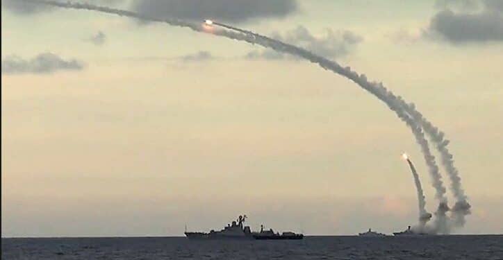 Syrie : La Russie bombarde Daech près de Palmyre
