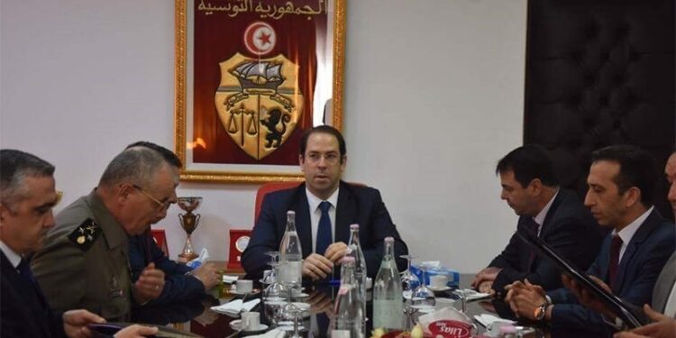 Tataouine : Youssef Chahed ordonne la protection des sites de production