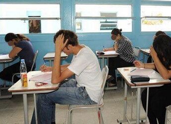 Le minist&egrave;re de l'Education prend &agrave; contre-pied son ministre et d&eacute;ment l'existence de fuites au Bac