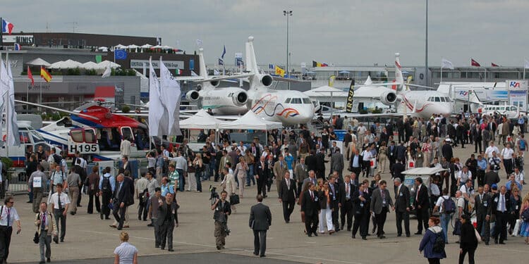 La Tunisie au salon international de l'a&eacute;ronautique &agrave; Paris