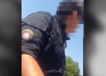 Finale de la Coupe de Tunisie : Un policier film&eacute; en flagrant d&eacute;lit de pots-de-vin (vid&eacute;o)