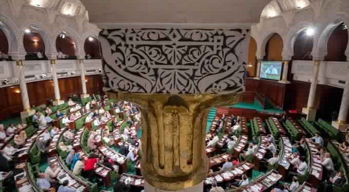 Mon cadeau de l'Aid ? La dissolution de tous les partis politiques !