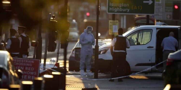 Attaque à Londres près d'une mosquée : L’auteur subira une évaluation psychologique