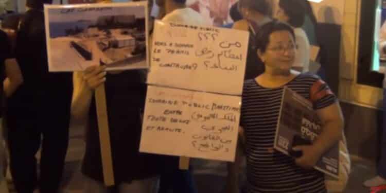 La Marsa : Manifestation pour d&eacute;noncer les constructions anarchiques