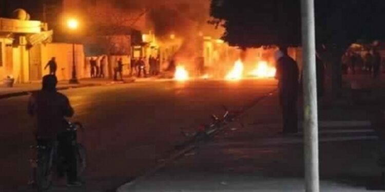 Tunisie : Affrontements &agrave; Sidi Bouzid, attaque au cocktail Molotov contre la police