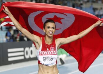 Championnat arabe d&rsquo;athl&eacute;tisme : Habiba Ghribi remporte la premi&egrave;re m&eacute;daille d'or tunisienne