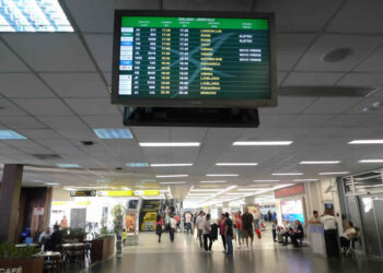Trois jeunes tunisiens retenus depuis trois jours &agrave; l'a&eacute;roport de Belgrade
