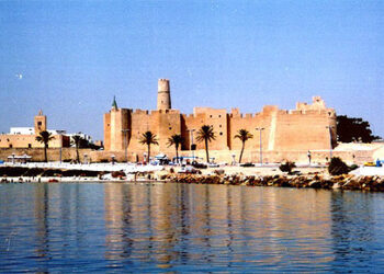 Monastir : Des restaurants et des salons de th&eacute; ferm&eacute;s pour d&eacute;passements