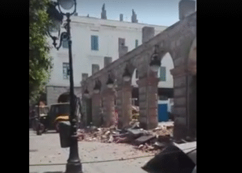 Tunis : Omar Mansour s'attaque &agrave; une construction du Magasin G&eacute;n&eacute;ral (vid&eacute;o)