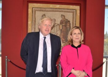 Les progrès sécuritaires ont contribué à la révision des conseils de voyage vers la Tunisie, selon Boris Johnson