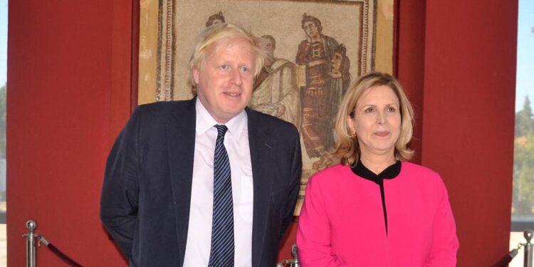 Les progrès sécuritaires ont contribué à la révision des conseils de voyage vers la Tunisie, selon Boris Johnson