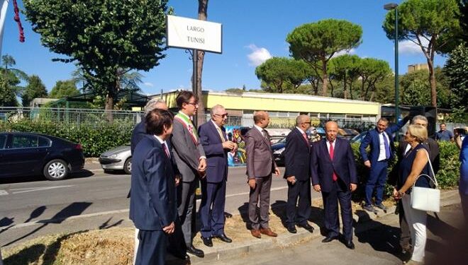 La "Place Tunisie" inaugurée à Florence ; une "Place Florence" bientôt à Tunis