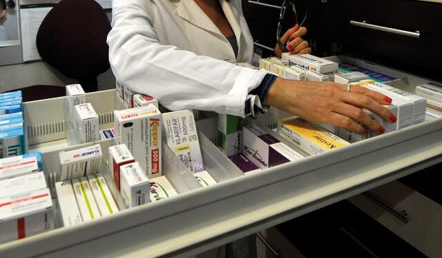 Tunisie : 20 fonctionnaires arr&ecirc;t&eacute;s pour vol de m&eacute;dicaments