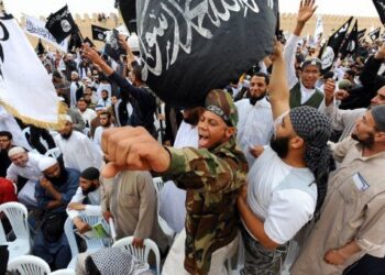 Après le discours de BCE, le 13 août, le parti des lignes rouges sort de son silence