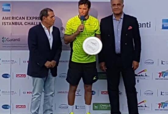 Malek Jaziri r&eacute;cidive et remporte le tournoi d'Istanbul