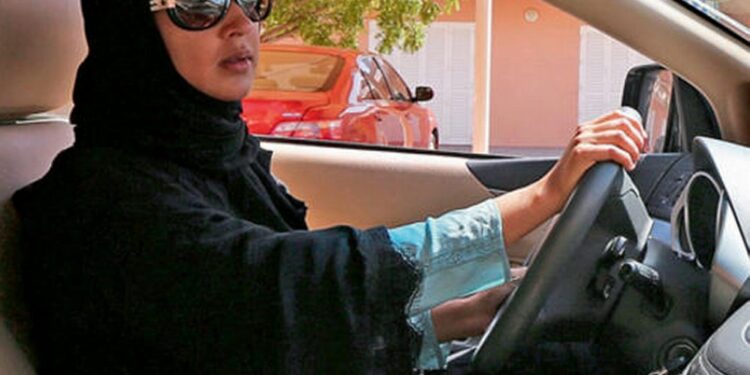 Les femmes saoudiennes autorisées à conduire