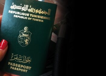 La loi de Finances 2018 pr&eacute;voit l&rsquo;augmentation du timbre de voyage de 60 &agrave; 80 dinars