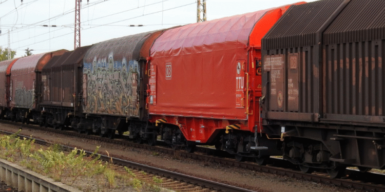SNCFT : Achet&eacute;s &agrave; 165 MD, les trains de marchandises incompatibles avec nos rails