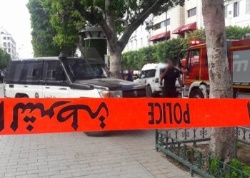 Un sac suspect d&eacute;couvert &agrave; l'Avenue Habib Bourguiba, les unit&eacute;s de d&eacute;minage d&eacute;barquent