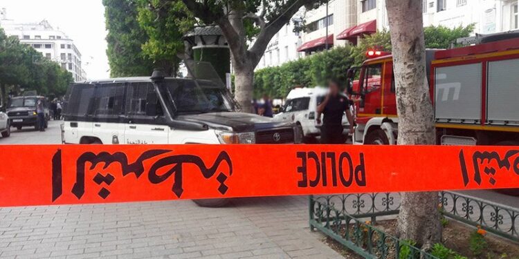 Un sac suspect découvert à l'Avenue Habib Bourguiba, les unités de déminage débarquent