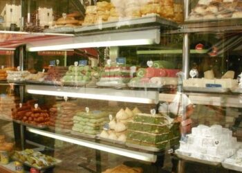 Dragées et marzipan : Les délicieuses confiseries de la maison Tourassi