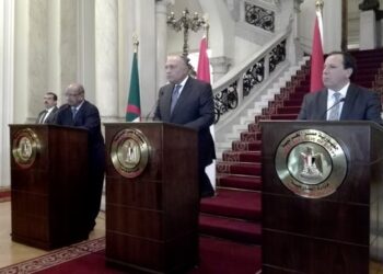 Libye : La Tunisie, l'Algérie et l'Egypte exhortent les factions rivales à conclure un accord