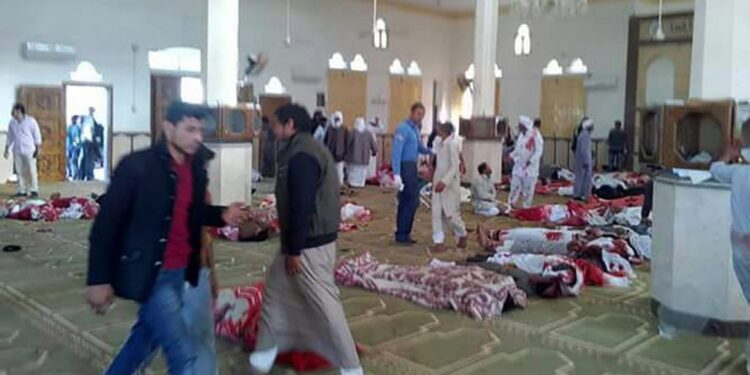Attaque d’une mosquée en Egypte : Un bilan (encore provisoire) de 305 morts dont 27 enfants