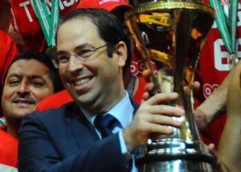 Sondage : Youssef Chahed maintient son leadership
