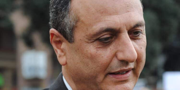 Issam Chebbi à Slim Riahi : "On manque d'expérience dans le blanchiment d'argent"