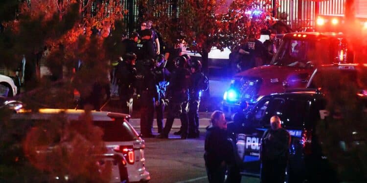 Etats-Unis : Trois morts suite à une fusillade dans un supermarché du Colorado