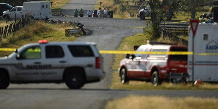 26 morts dans une fusillade au Texas : Le tireur, un ancien militaire