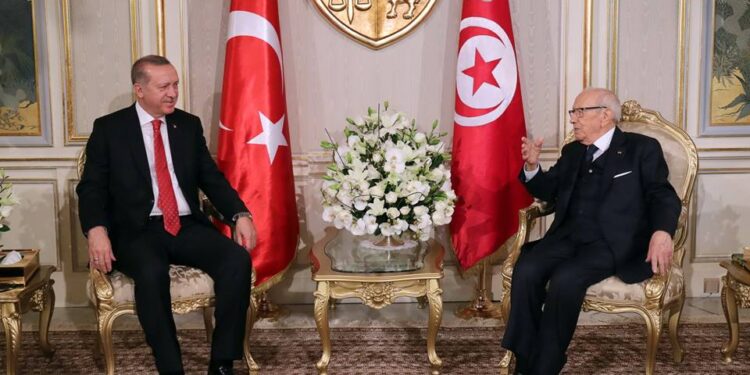 Quatre accords de coopération signés entre la Tunisie et la Turquie