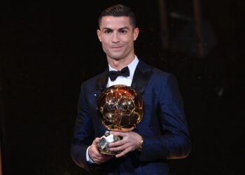 Football : Cristiano Ronaldo remporte son 5&egrave;me Ballon d&rsquo;Or