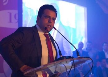 Le comit&eacute; de d&eacute;fense du CA d&eacute;pose une plainte contre Slim Riahi pour blanchiment d'argent