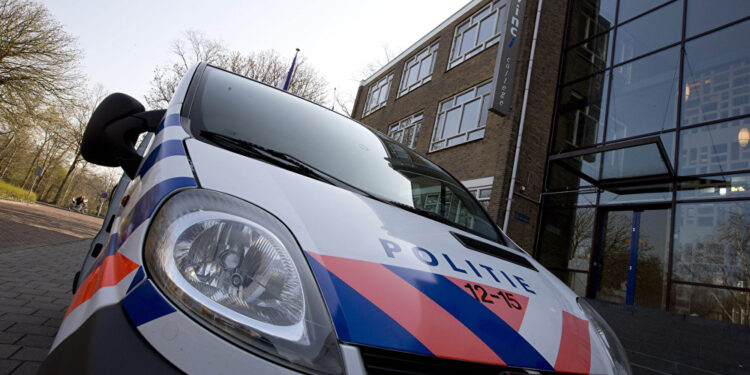 Pays-Bas : Deux morts et trois blessés dans des attaques au couteau