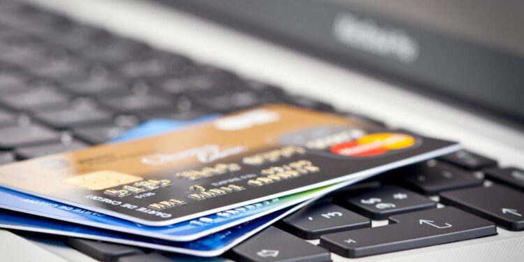 Transactions électroniques : Un identifiant unique pour chaque citoyen, une priorité absolue