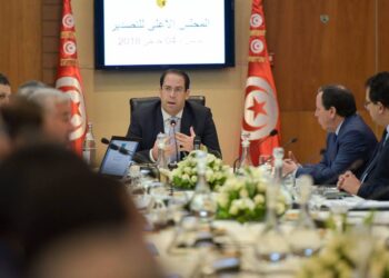 Il faut tout miser sur les exportations, estime Youssef Chahed