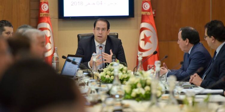 Il faut tout miser sur les exportations, estime Youssef Chahed