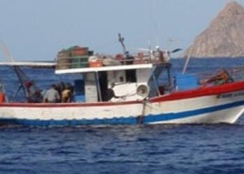 Un bateau de p&ecirc;che tunisien arraisonn&eacute; par les gardes-c&ocirc;tes libyens