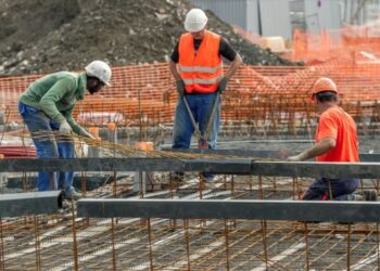 Les proc&eacute;dures pour une autorisation de construire ramen&eacute;es &agrave; 12 au lieu de 18