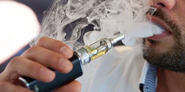 Vers la r&eacute;solution des probl&egrave;mes juridiques li&eacute;s &agrave; la vente des cigarettes &eacute;lectroniques