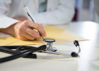 Un projet de loi pour garantir le droit du patient &agrave; l&rsquo;indemnisation en cas d&rsquo;erreur m&eacute;dicale