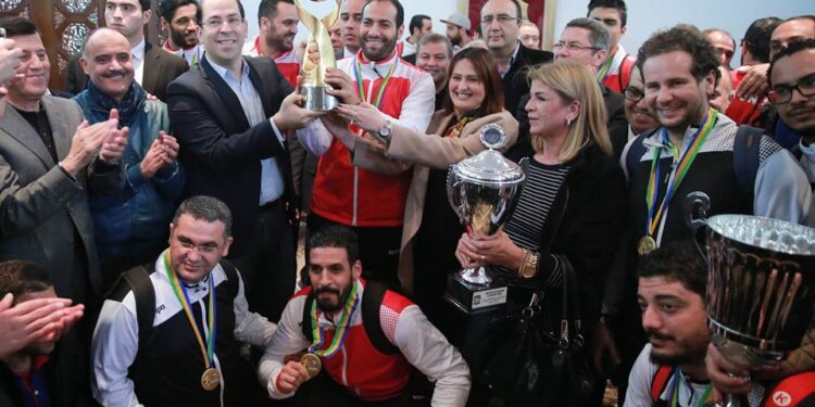 Les champions d’Afrique accueillis par Youssef Chahed à Tunis-Carthage