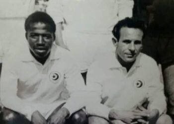 Deux l&eacute;gendes du foot tunisien : Saad Karmous et Mejri Henia