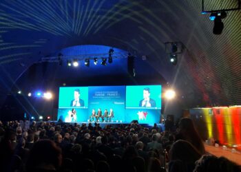 Ouverture du 1er Forum &eacute;conomique Tunisie-France