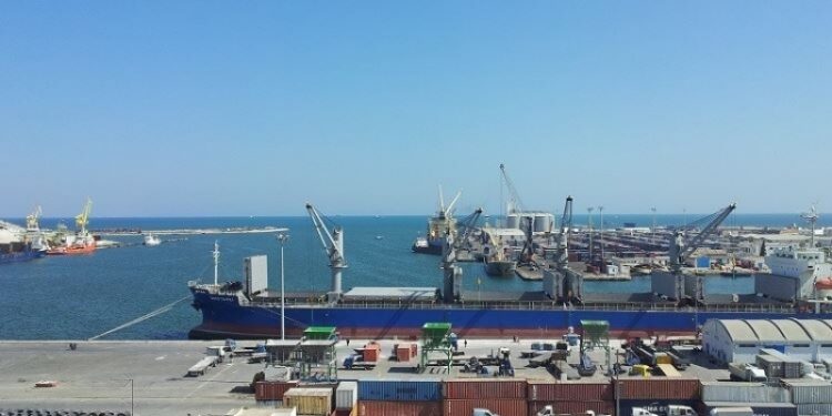 Navire suspect au port de Sfax : Le matériel militaire saisi, un armateur turc évoqué