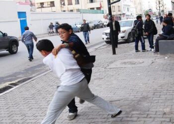 Vie quotidienne : Quand triomphe la grossièreté...